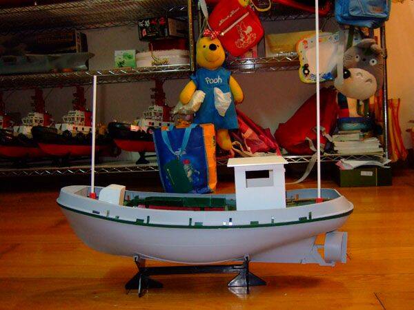 船身假組合 2  -有一點魚船的味道了