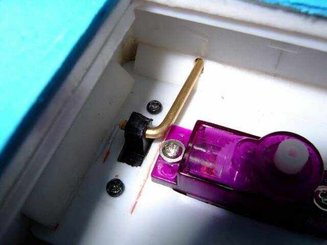 用2mm的銅棒來控制開關