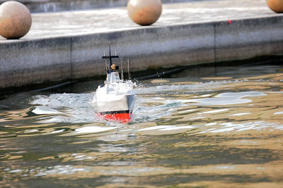 破大浪76砲位就像湯匙一樣