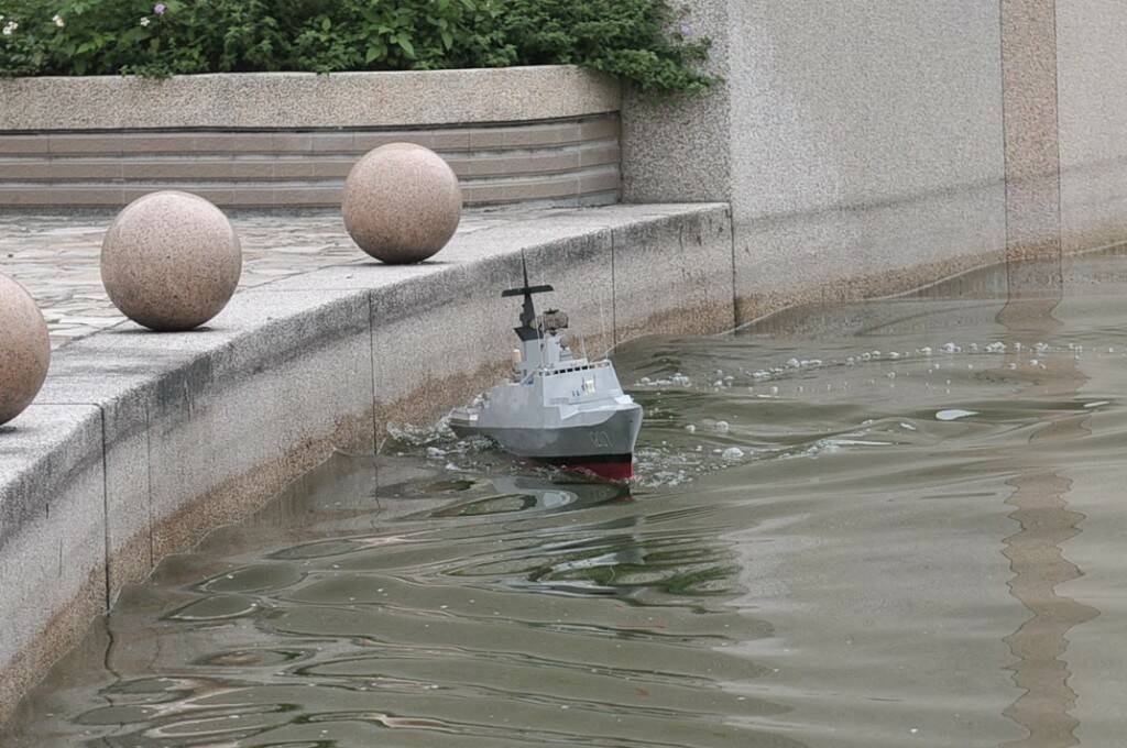 準備平靜的全速前進