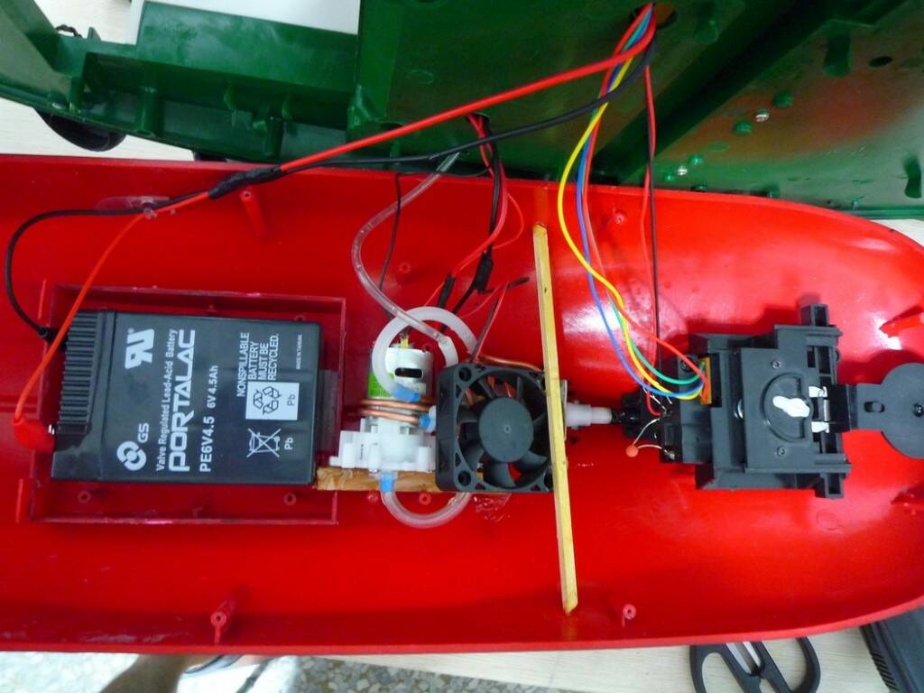 消防救援船 (3).JPG