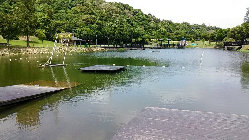 河濱.jpg 河濱.jpg