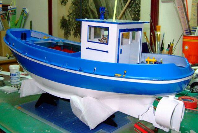 甲板假組合 3  (駕駛艙跟甲板是做可拆卸的)