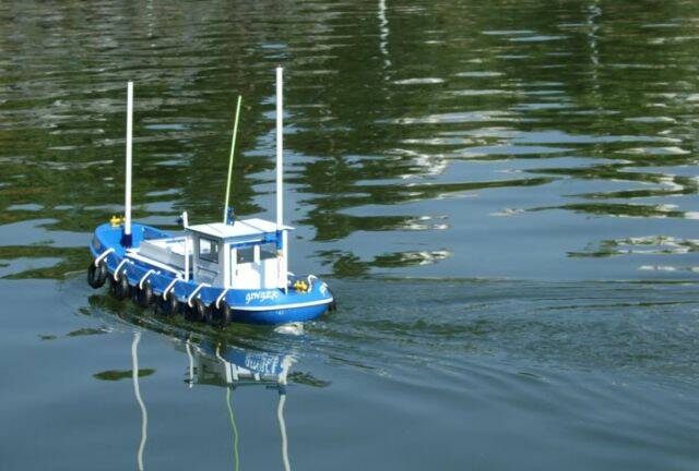 慢速航行中的屁屁