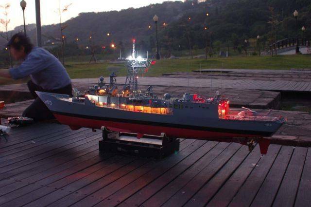 參與夜航任務的成功級軍艦 參與夜航任務的成功級軍艦