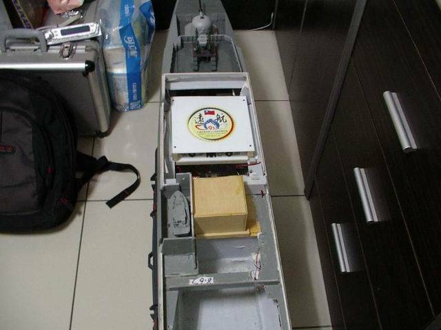 系統艙內的中央控制快拆機版 系統艙內的中央控制快拆機版