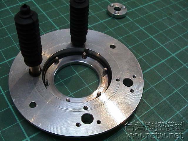 準備和後蓋結合,6支M2螺絲加O-Ring