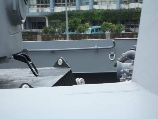 76快砲基座右側後半部