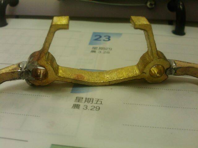 用青銅銑削的 用青銅銑削的