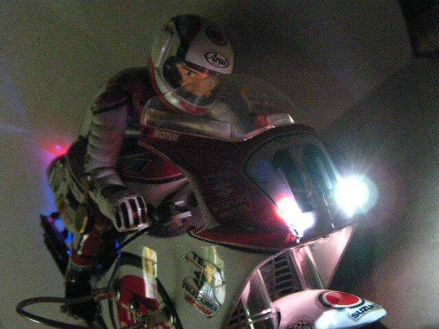 前途一片光明....史旺茲似乎也笑了