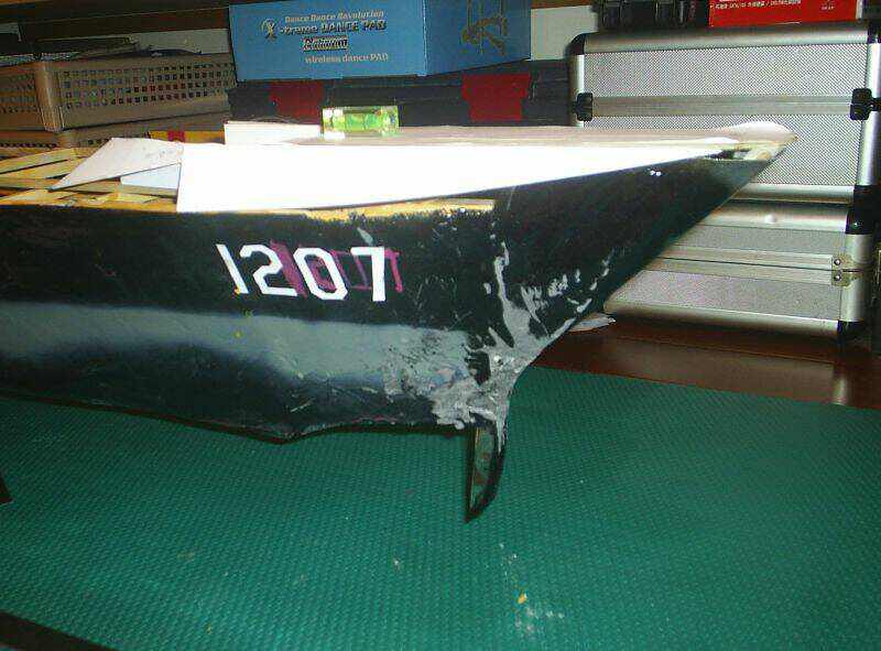 鋼皮艦艏,這硬度真夠高的