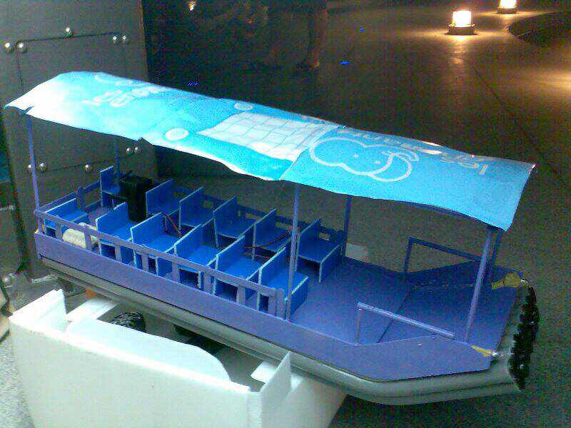 成仔的載客竹筏(首航哦!!讚啦)