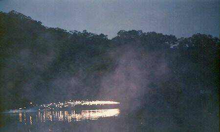 傍晚在碧潭發射(沖天炮)