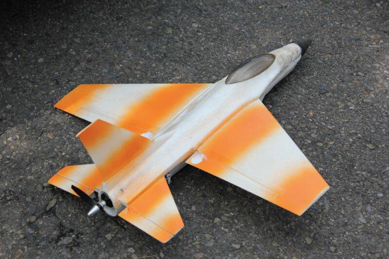 小F-16.jpg