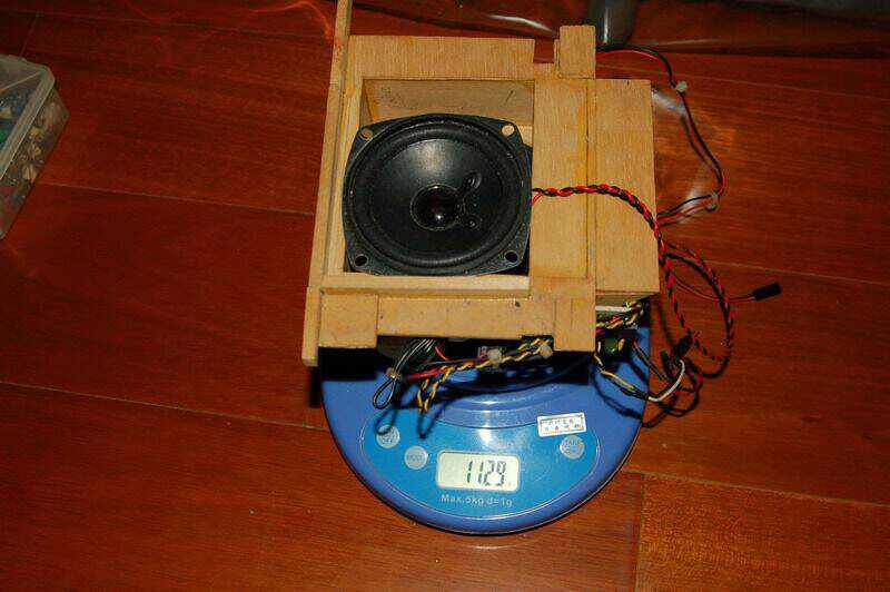 還蠻有份量的磁鐵=.="