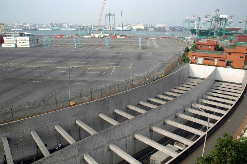 42.高雄過港隧道