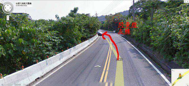 轉進去右邊有個保養廠，保養場對面那條路進去