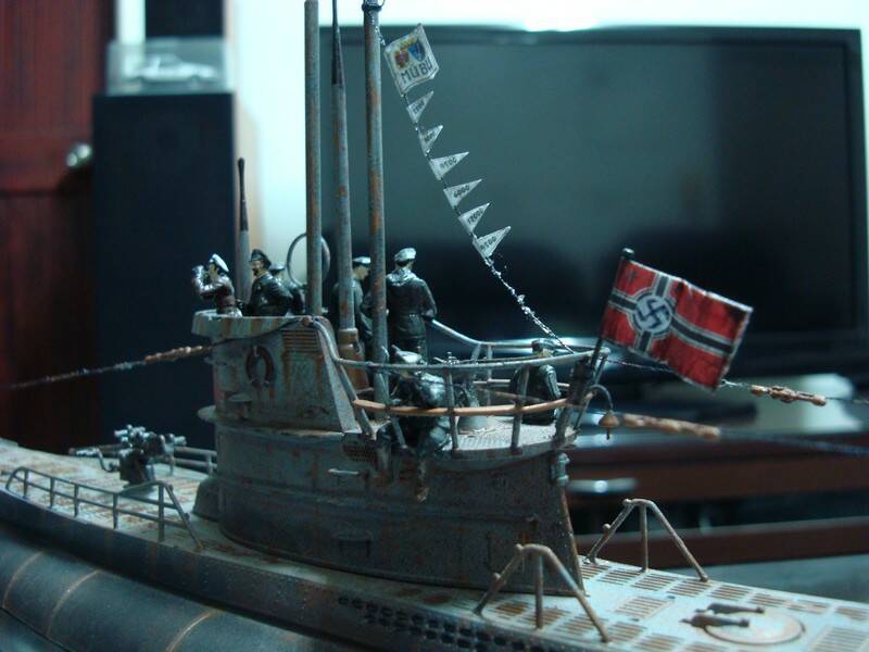 真悠閒還坐下來抽煙勒!!!