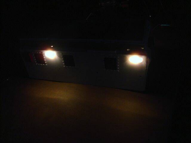 拋開燈籠後的走廊燈