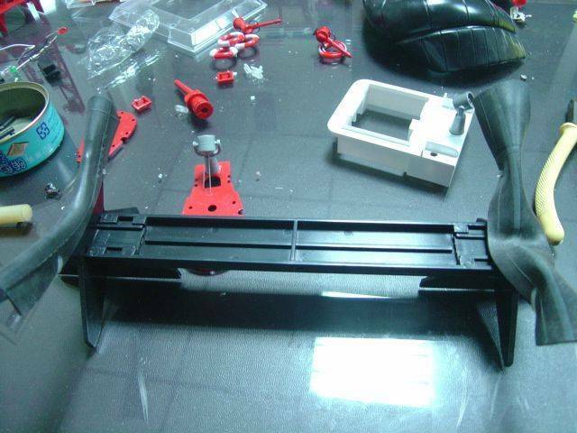 簡單的DIY好讓剛噴完的船身較不會受傷