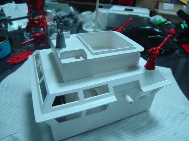 重新噴漆過的控制艙