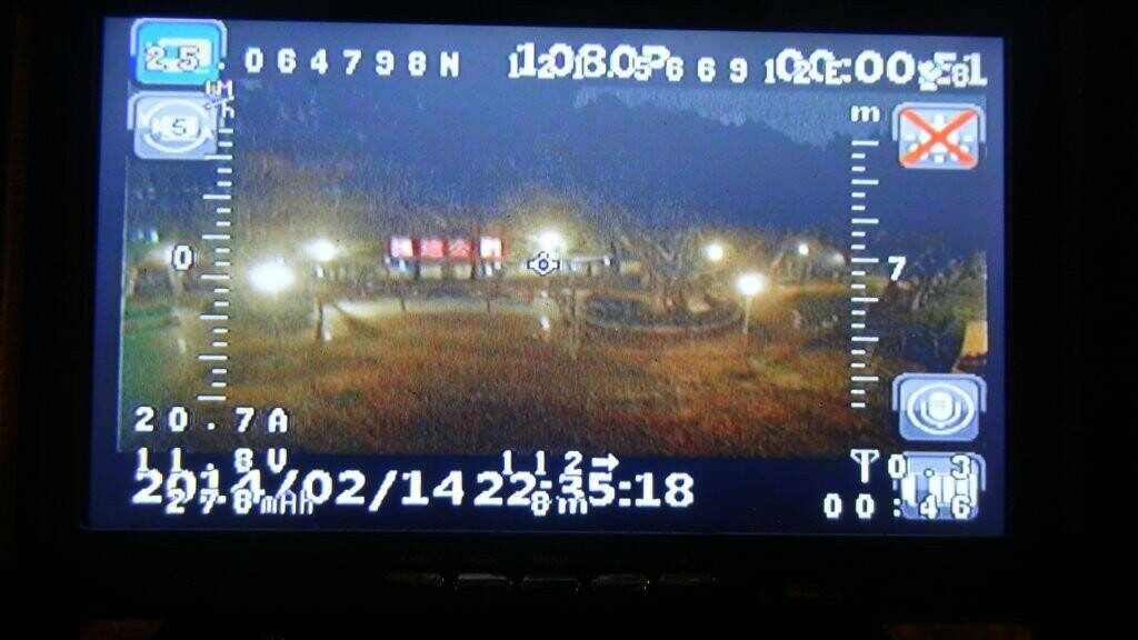 起飛不到1分鐘電壓就剩11.8v