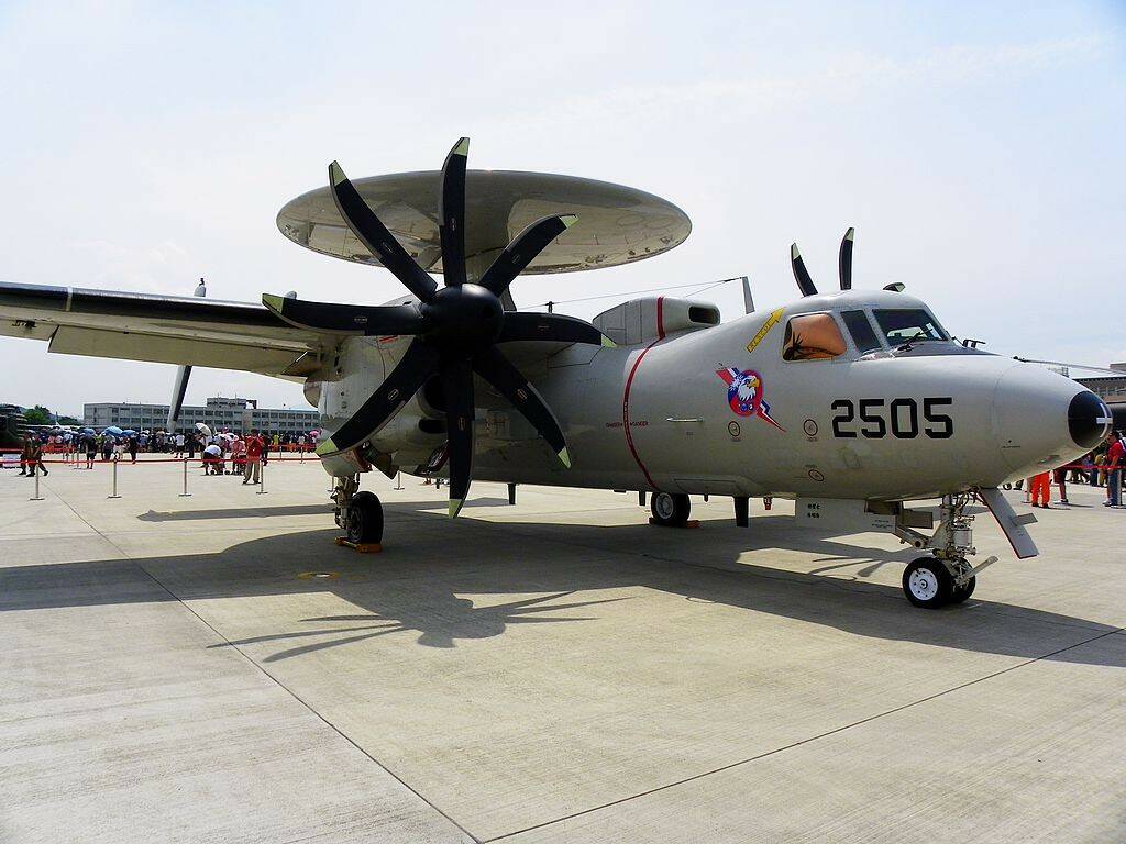 1024px-E-2K_Front_View_in_Songshan_Air_Force_Base_20110813.jpg