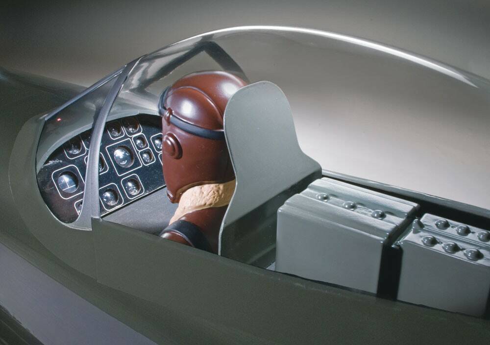 topa0950-cockpit-lrg.jpg