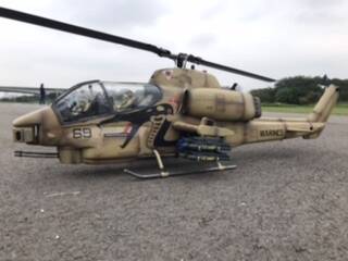 AH-1W沙漠眼鏡蛇