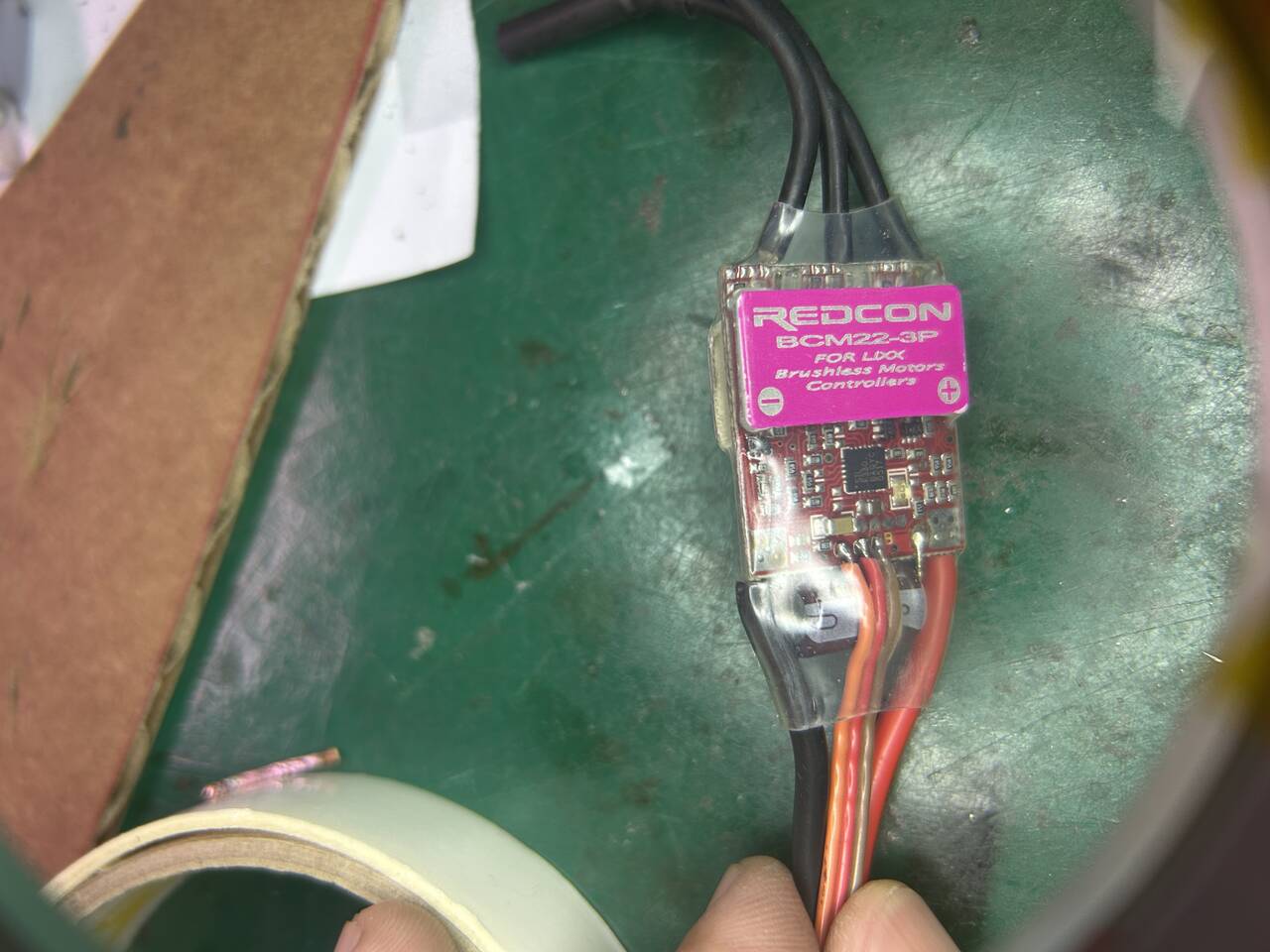 電變維修_9 電變換上新的熱縮膜.JPG 電變維修_9 電變換上新的熱縮膜.JPG