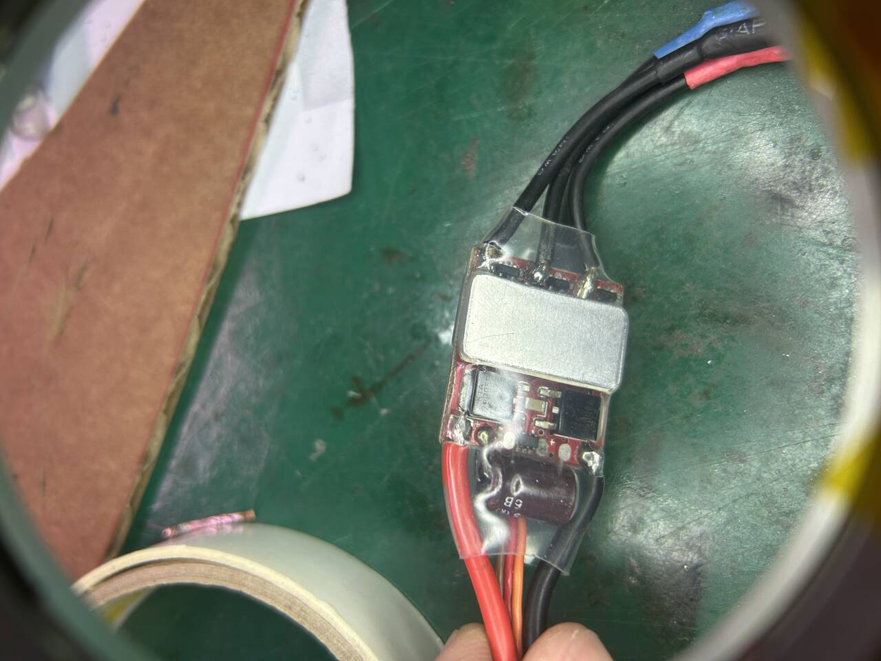 電變維修_a 電變換上新的熱縮膜.JPG 電變維修_a 電變換上新的熱縮膜.JPG