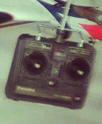 第一支遙控器,Futaba的AM款,是一二手貨,要價5000元,拼命no控,最後停飛也是為此 ... ... ...